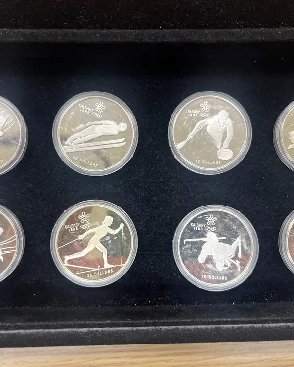 買取品の例:記念銀貨のセット